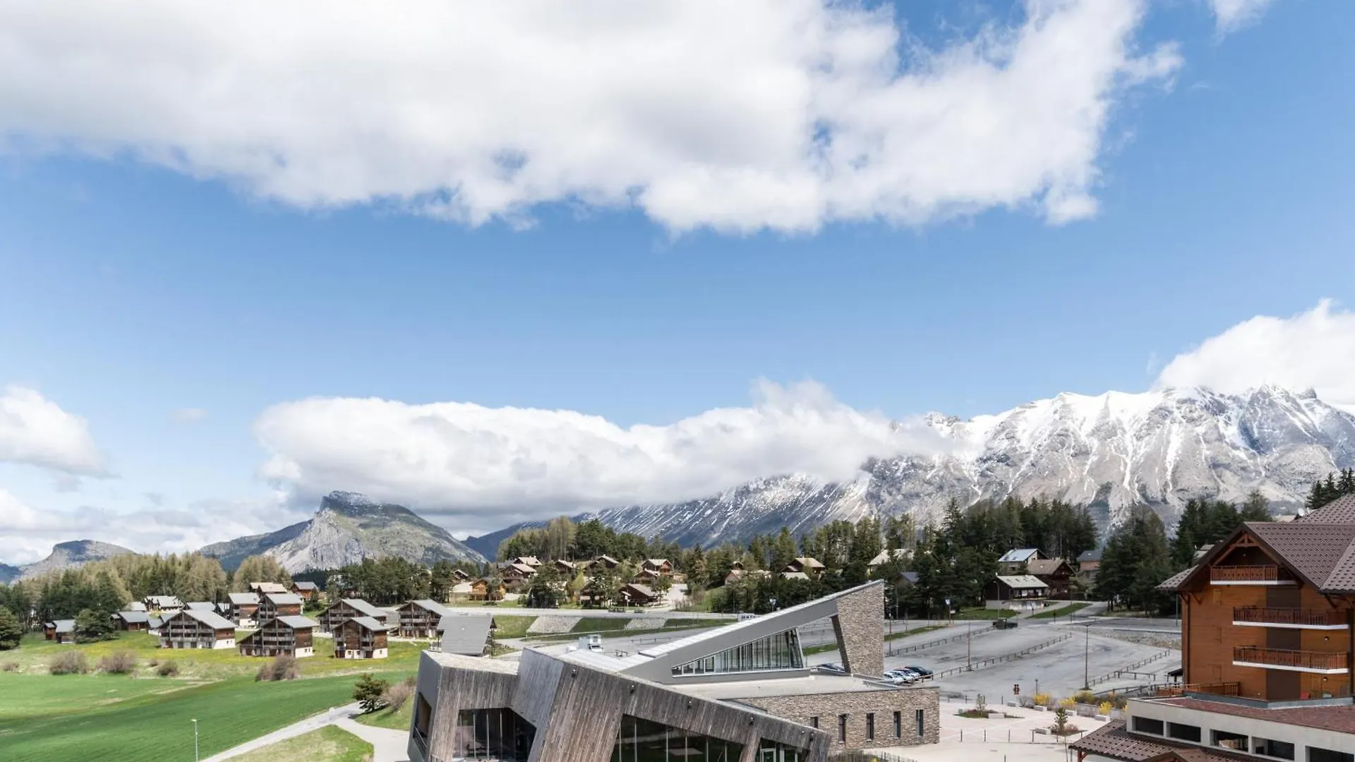 Appartement Vue Sur Les Pistes, Pour 8 La Joue du Loup Apartamento