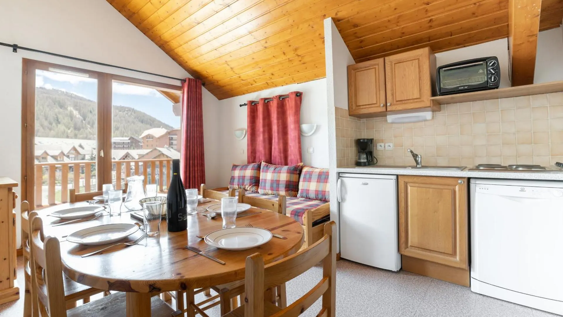 Appartement Vue Sur Les Pistes, Pour 8 La Joue du Loup 0*,  Francia